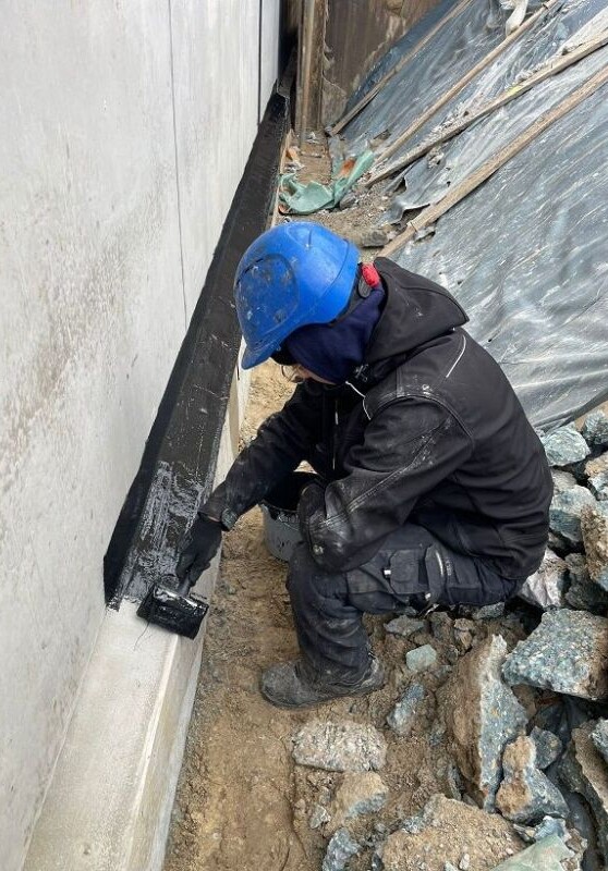 imperméabilisation-coutures de sous-sol-hevadex-aquaproof
